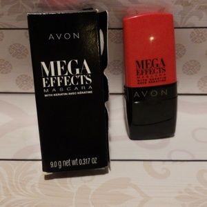 Mega effects mascara